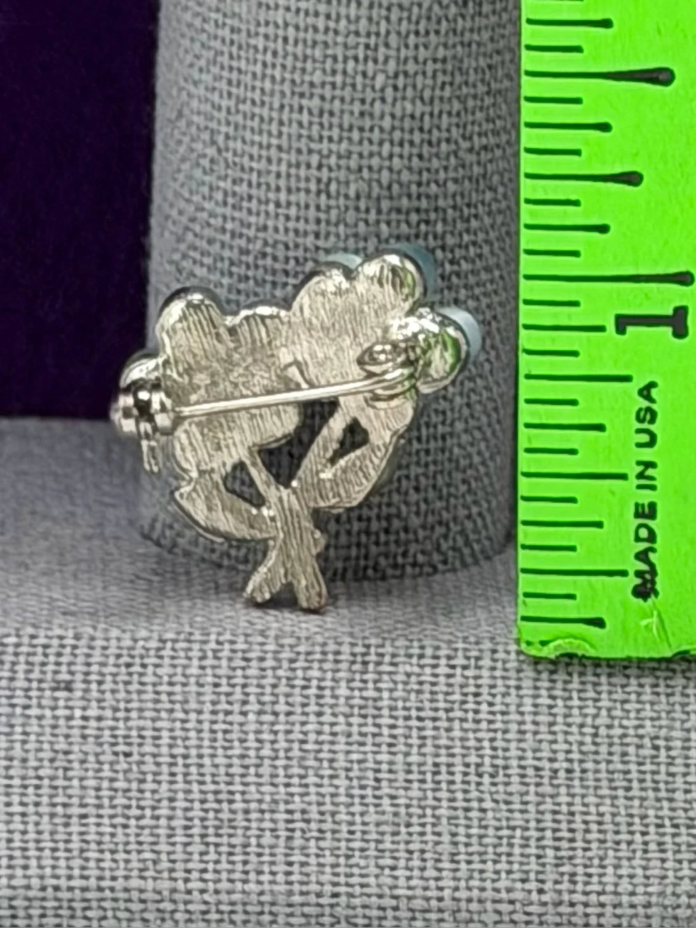 Small Brooch lot of 6